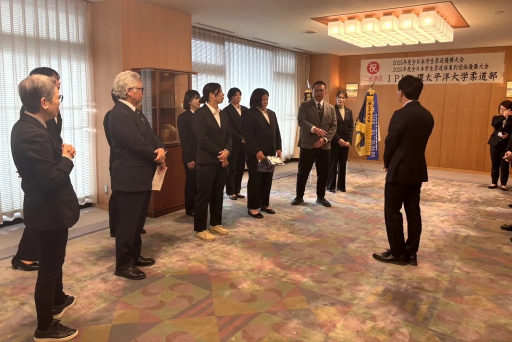 2026年1月21日 IPU女子柔道部:伊原木岡山県知事への優勝報告と歓談の様子