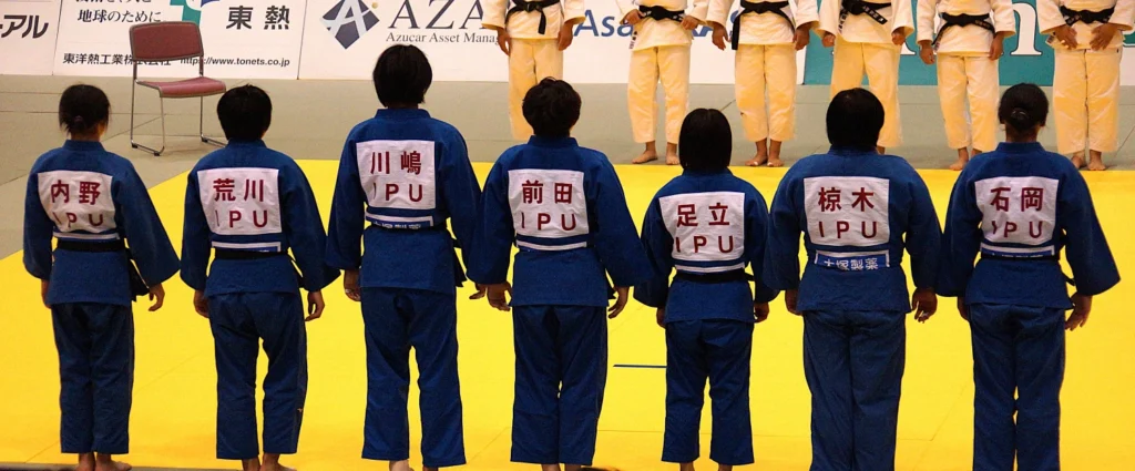 2025年全日本学生柔道体重別団体優勝大会でのIPU・環太平洋大学女子柔道部の団体戦挨拶時の写真 ipu women all japan uni judo team match by weight category 2025 greetings photo